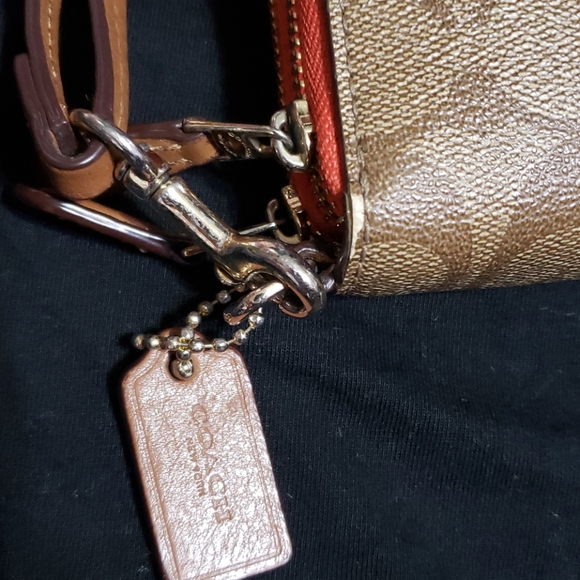 Wallet - Picture 2 of 5